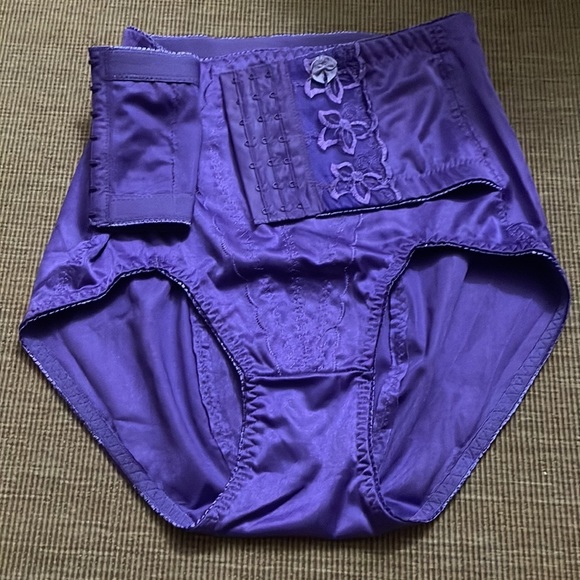 NEW SHAPEWEAR UNDERWEAR (Burgandy) - Picture 2 of 2